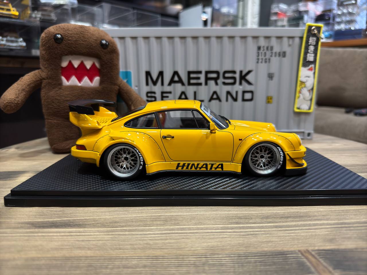 IG3621 Ignition Model RWB 930 Hinata Yellow 1:18 — изображение 4