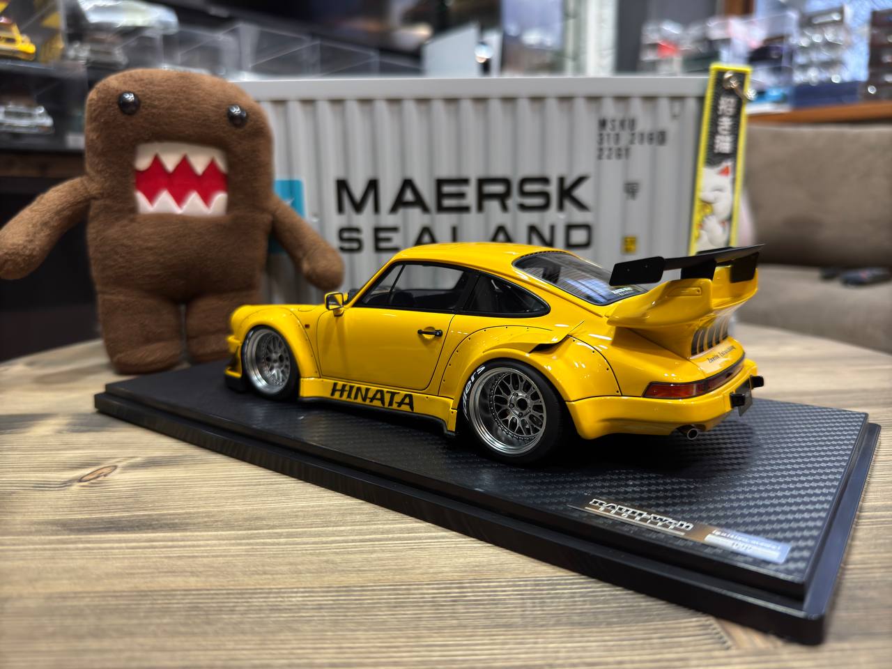 IG3621 Ignition Model RWB 930 Hinata Yellow 1:18 — изображение 7