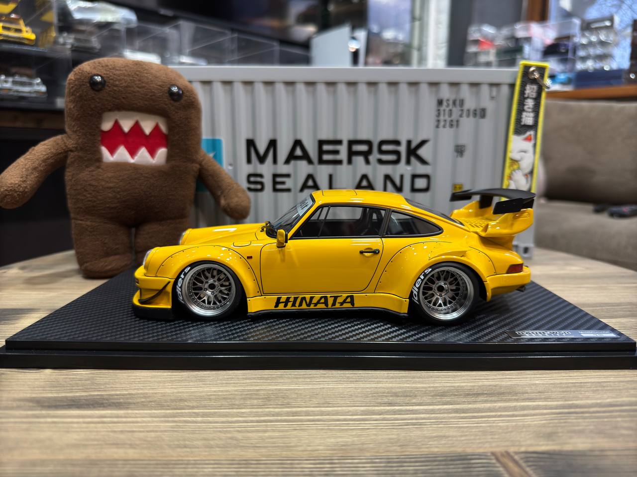 IG3621 Ignition Model RWB 930 Hinata Yellow 1:18 — изображение 8