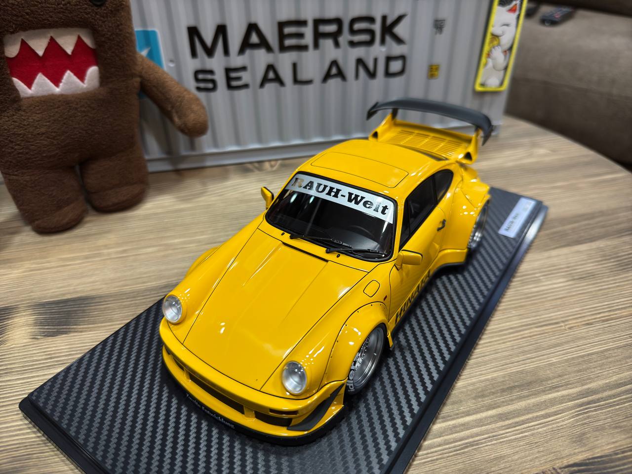 IG3621 Ignition Model RWB 930 Hinata Yellow 1:18 — изображение 9