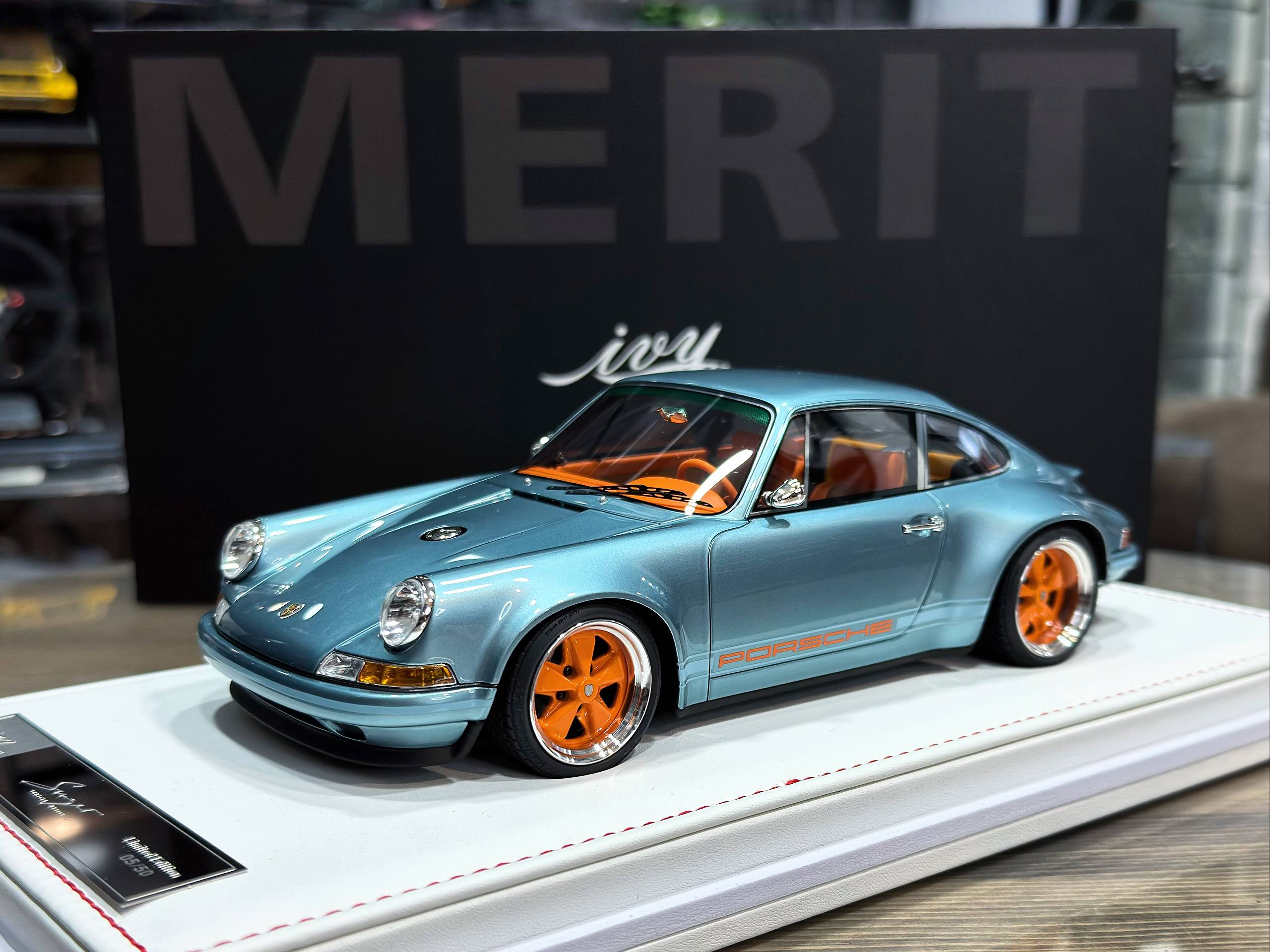 AB411 IVY Merit Porsche 911 Singer Blue 1:18