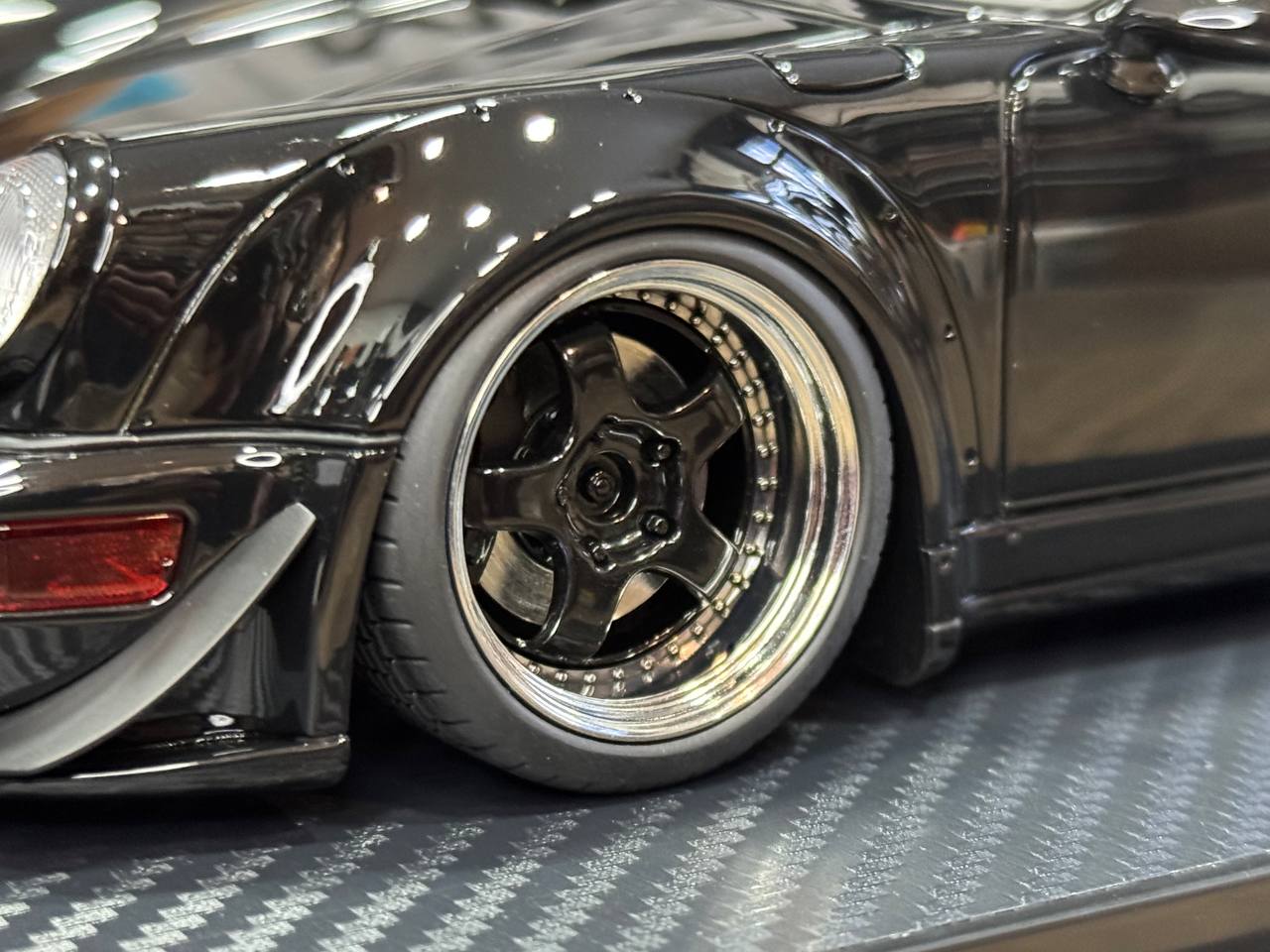 IG3633 Ignition Model RWB 964 Black 1:18 — изображение 12