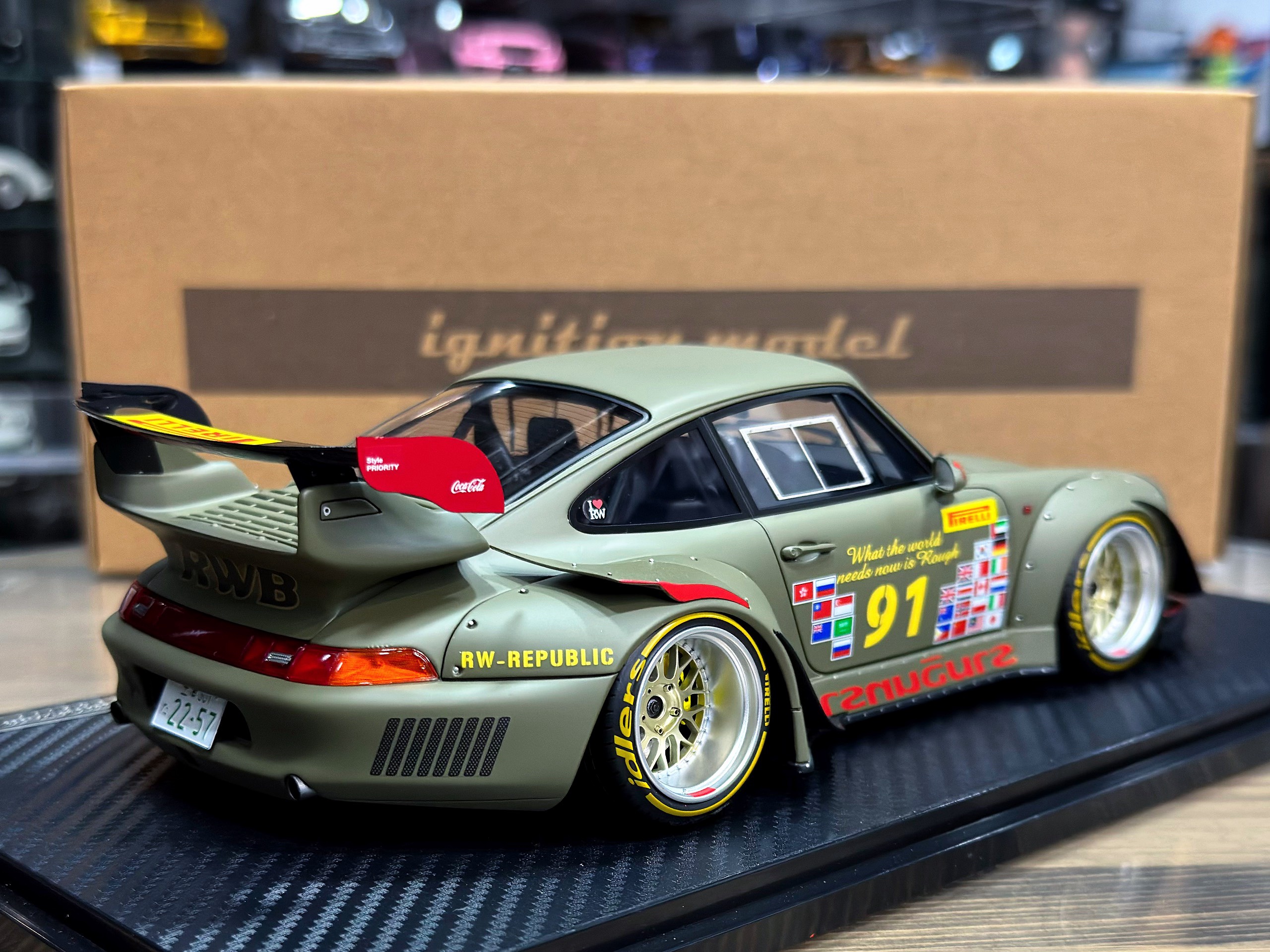 IG3626 Ignition Model RWB 993 Khaki 1:18 — изображение 5