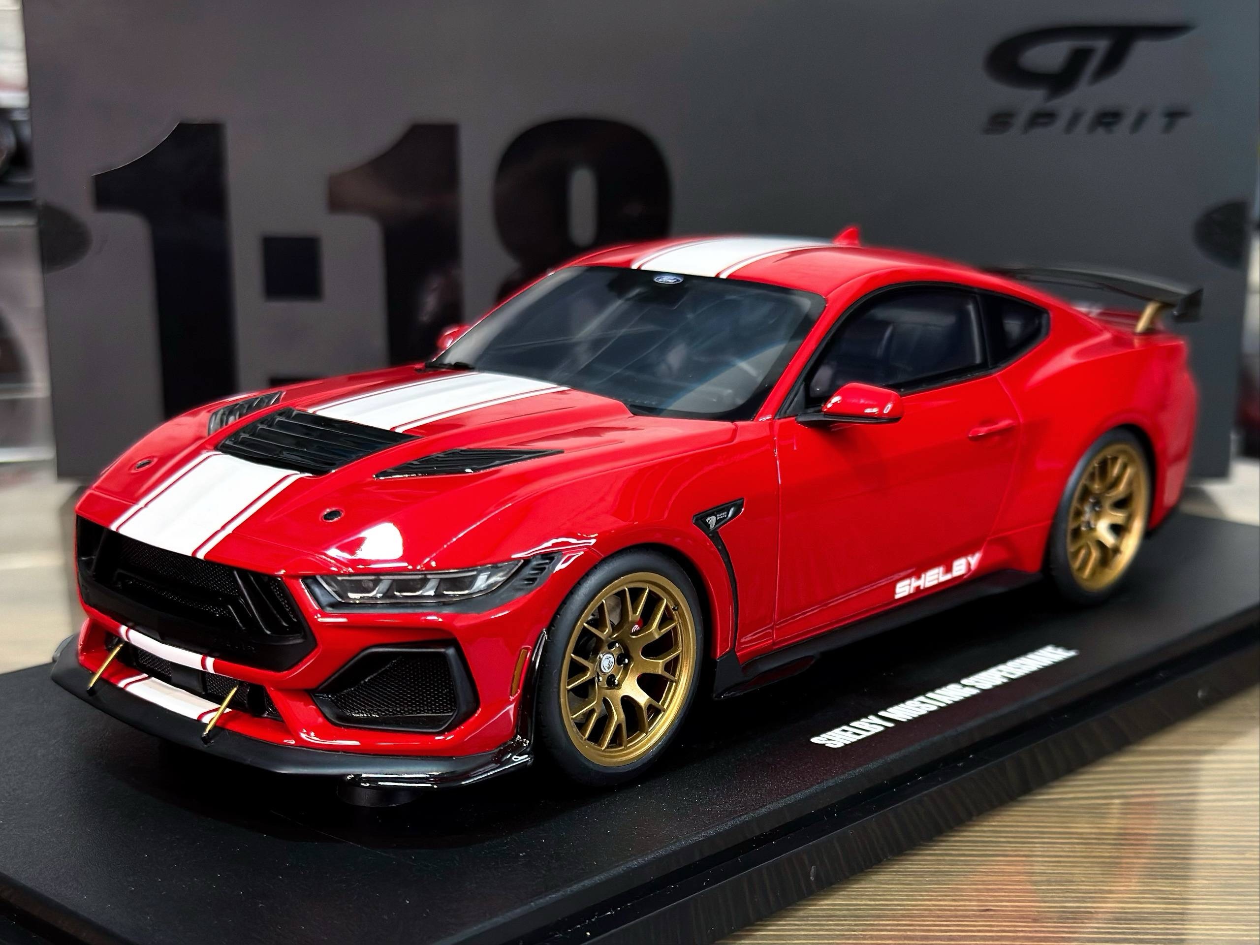 GT531 GT Spirit Ford USA Mustang Shelby Supersnake Coupe 2024 Red/White Stripe 1:18