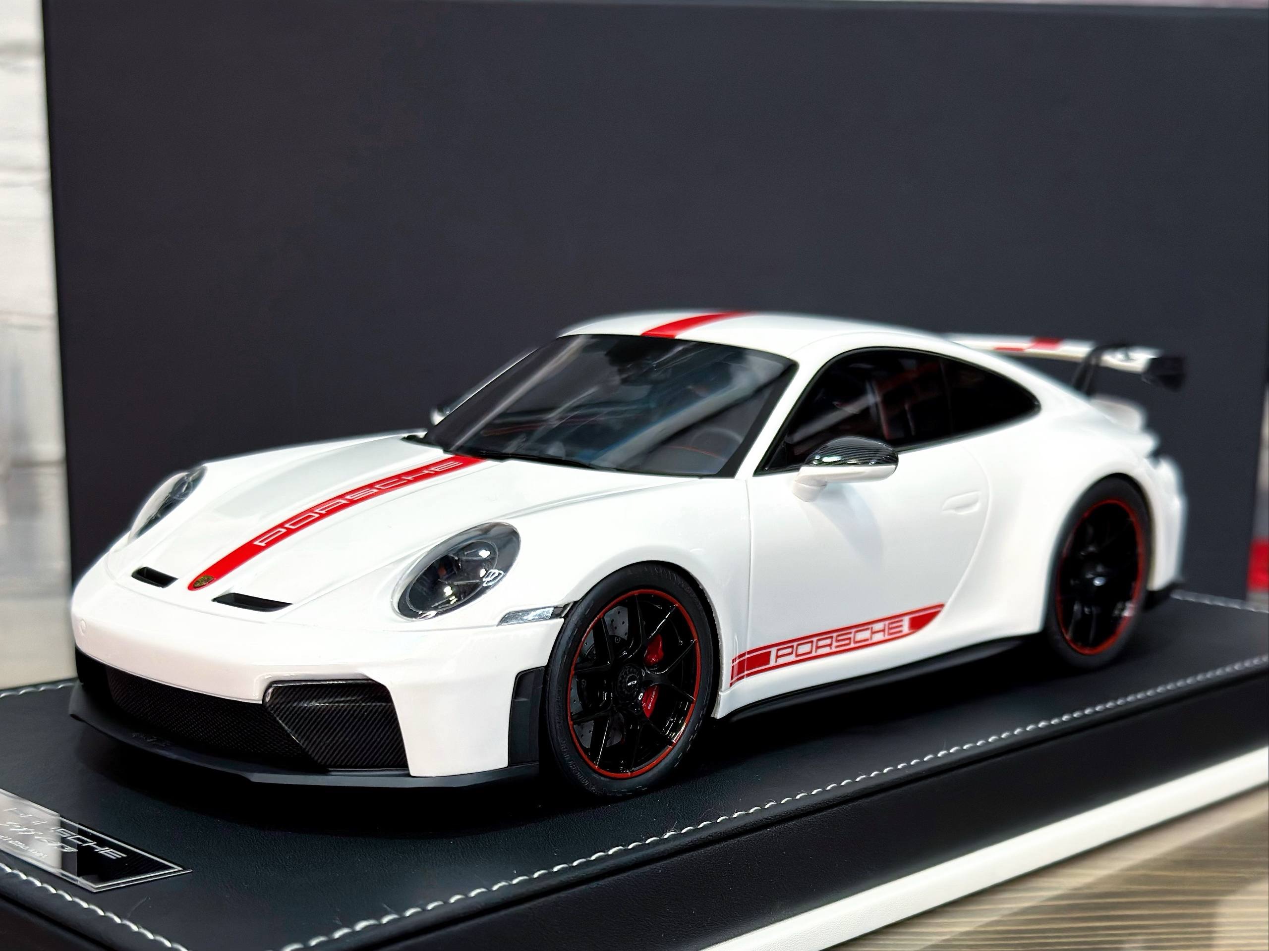 IVY Merit Porsche 911 GT3 White/Red Livery 1:18