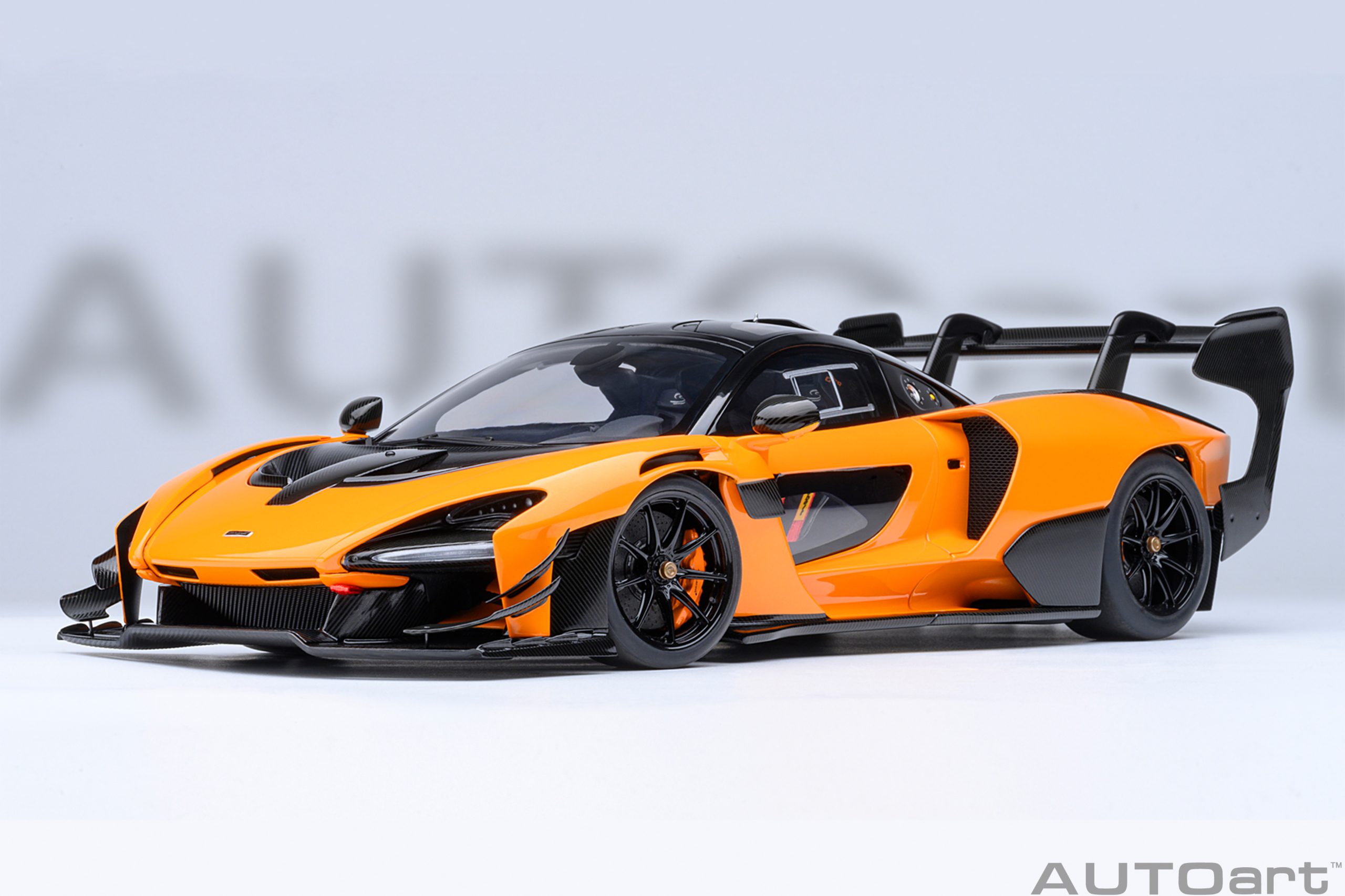 81956 AUTOart McLaren Senna GTR Orange 1:18