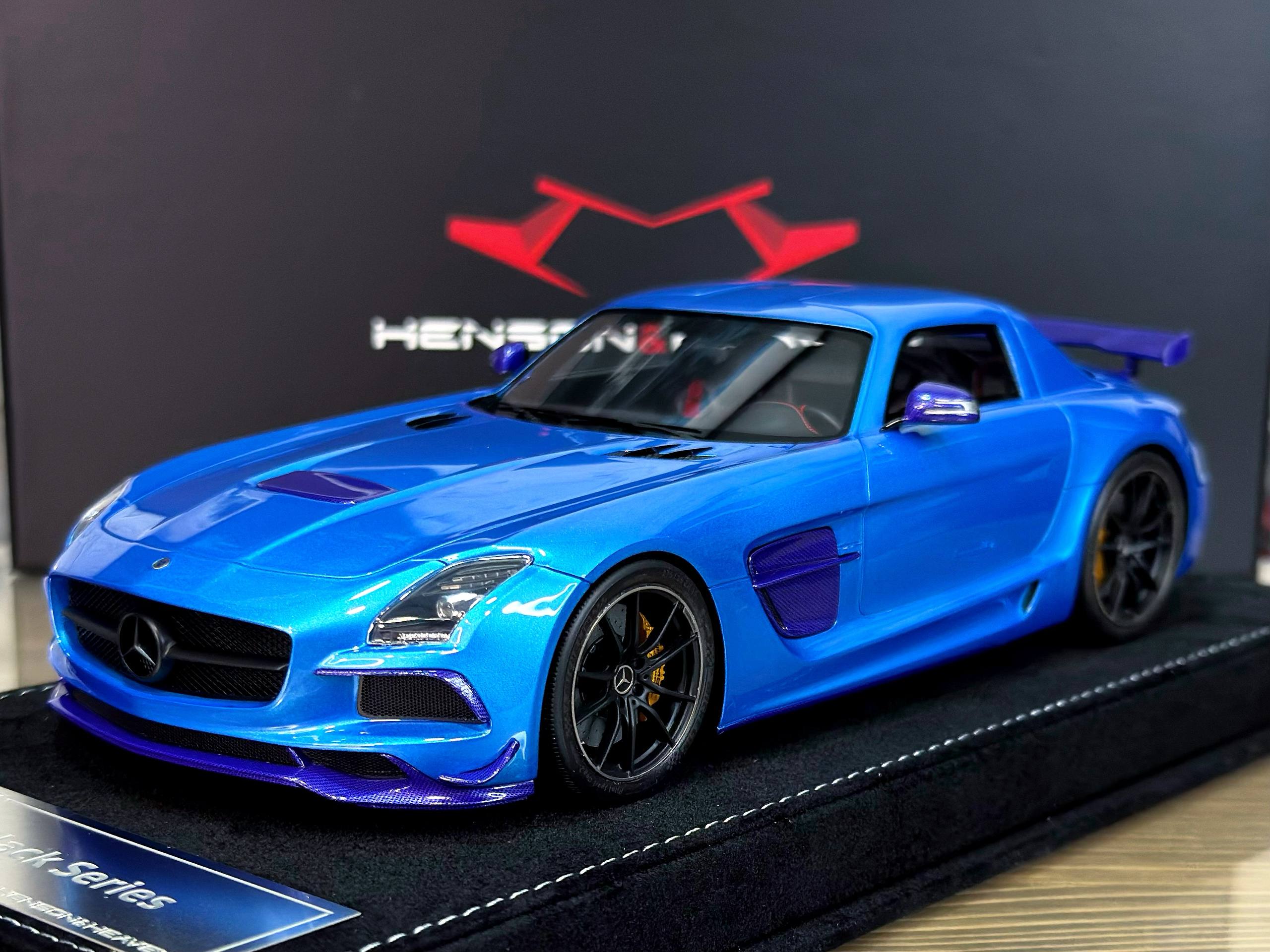 Henson & Heaven Mercedes Benz SLS AMG Black Series Pearl Baby Blue 1:18