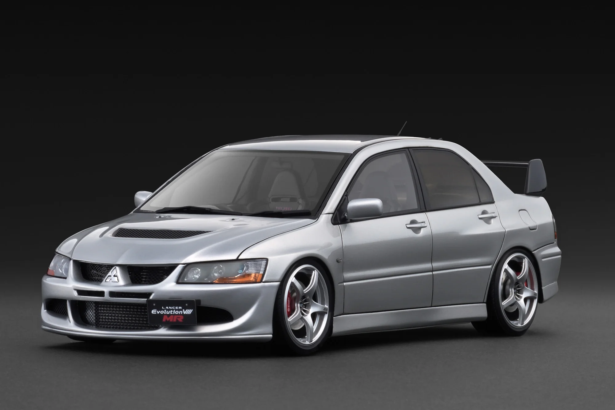 IG3834 Ignition Model Mitsubishi Lancer Evolution VIII MR (CT9A) Silver 1:18