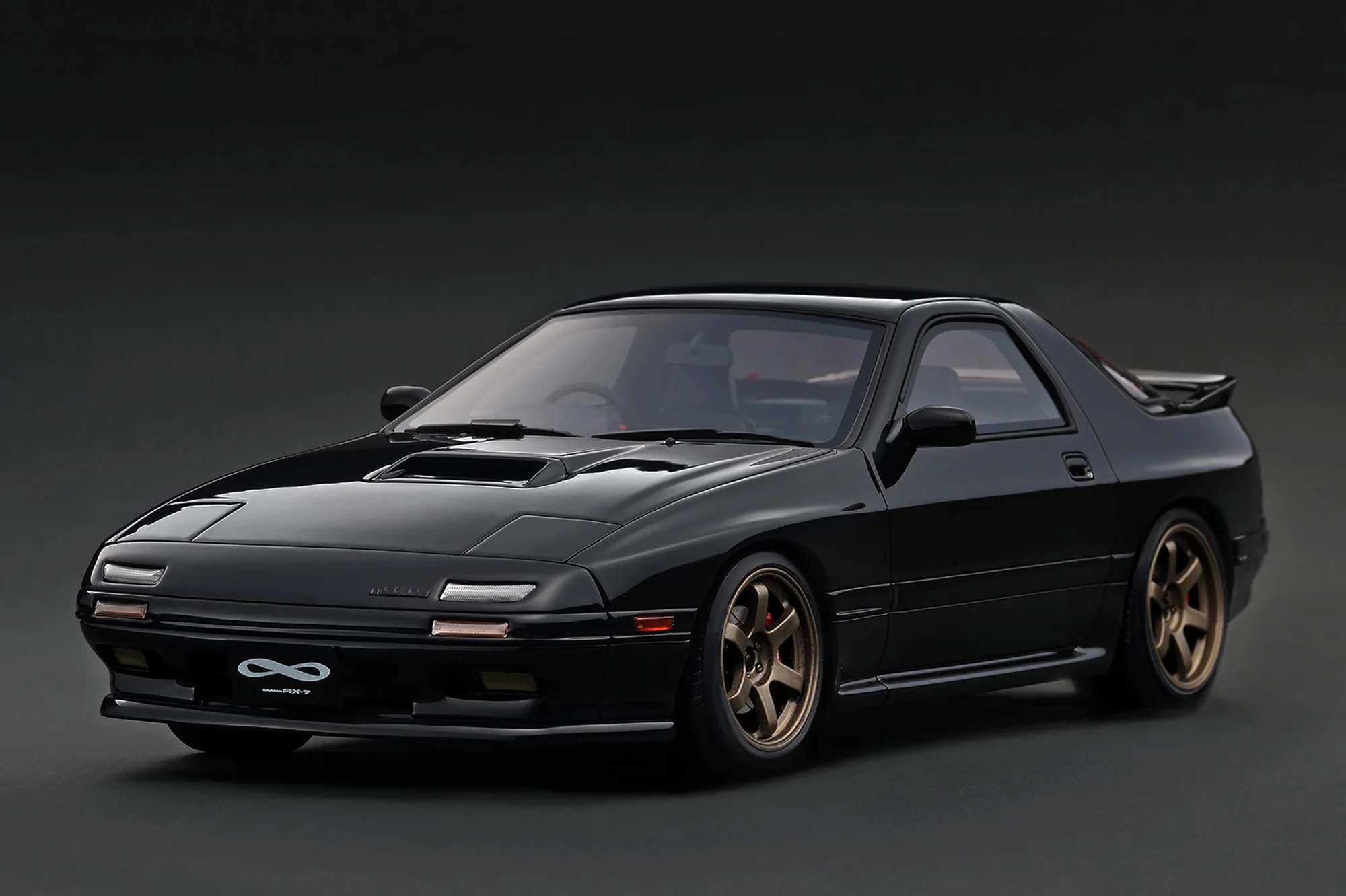 IG4090 Ignition Model Mazda Savanna RX-7 Infini (FC3S) Black 1:18