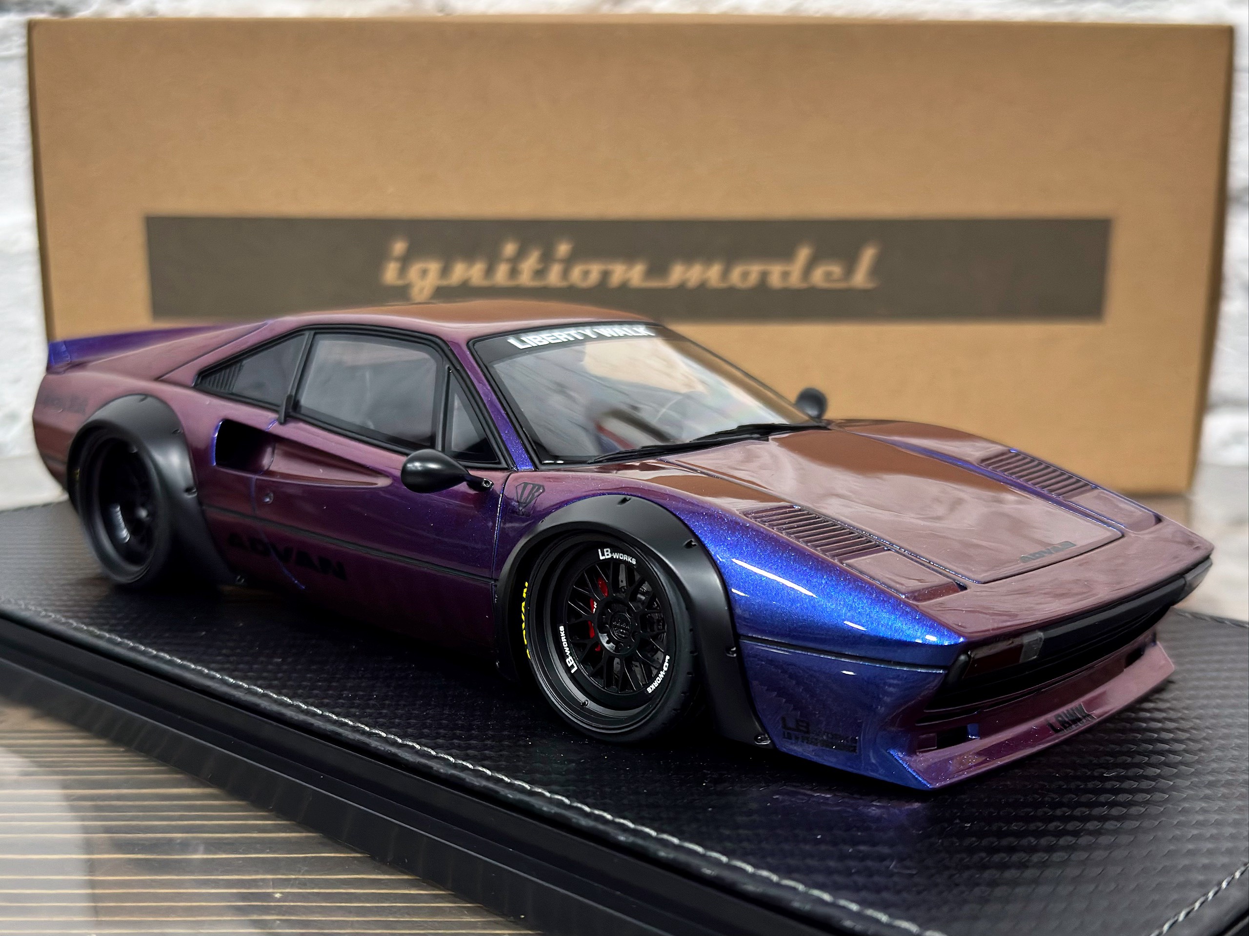 IG3748 Ignition Model Ferrari LB-WORKS 308 Purple Metallic 1:18 — изображение 3