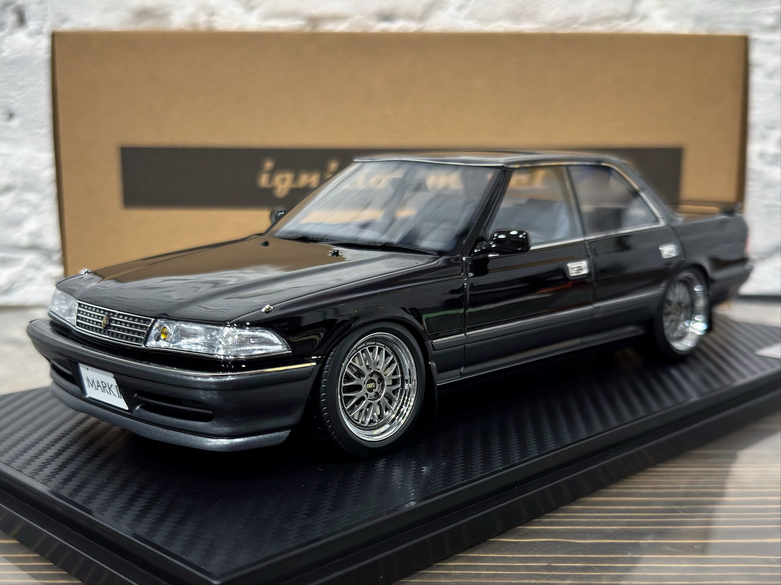 IG3858 Ignition Model Toyota MARK II 2.5 GT TWIN turbo (JZX81) Black/Gun Metallic 1:18