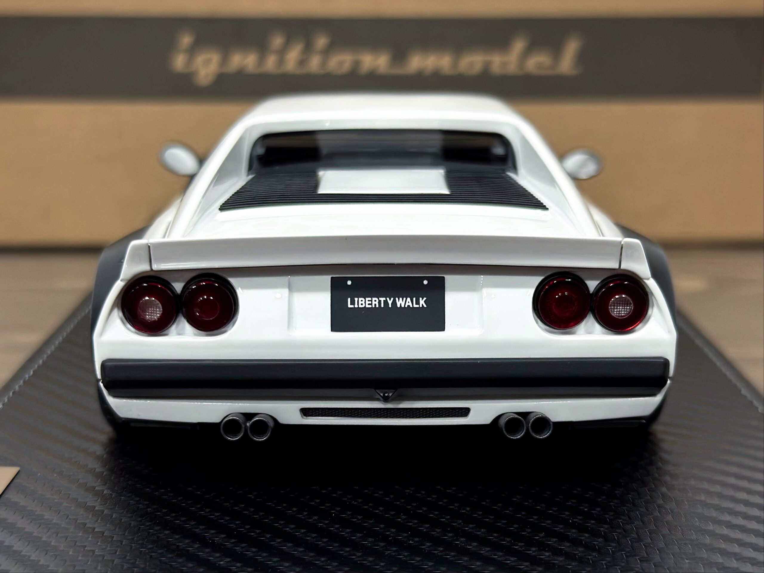IG3747 Ignition Model Ferrari LB-WORKS 308 White 1:18 — изображение 6