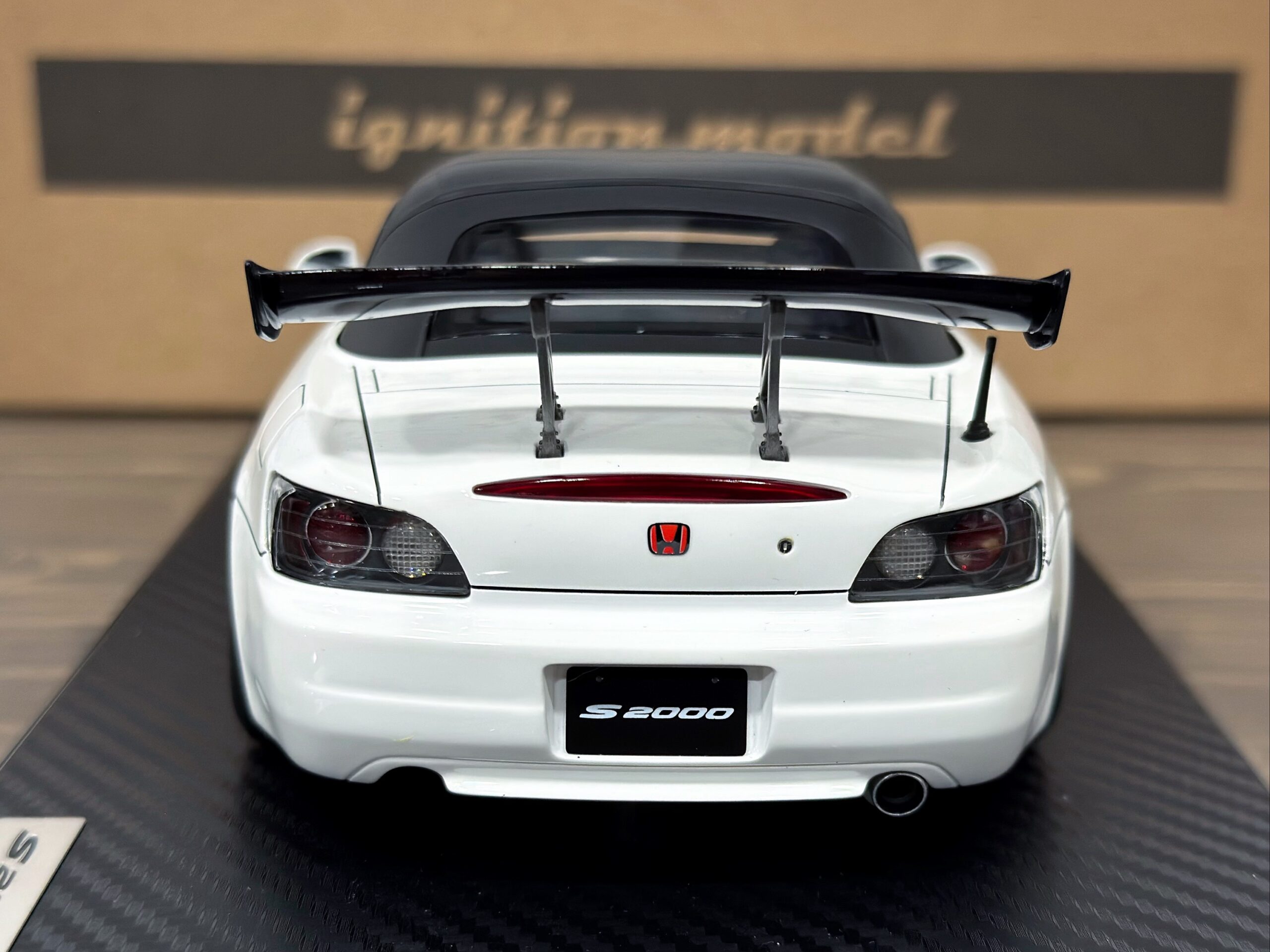 IG3917 Ignition Model Honda S2000 (AP1) White 1:18 — изображение 6