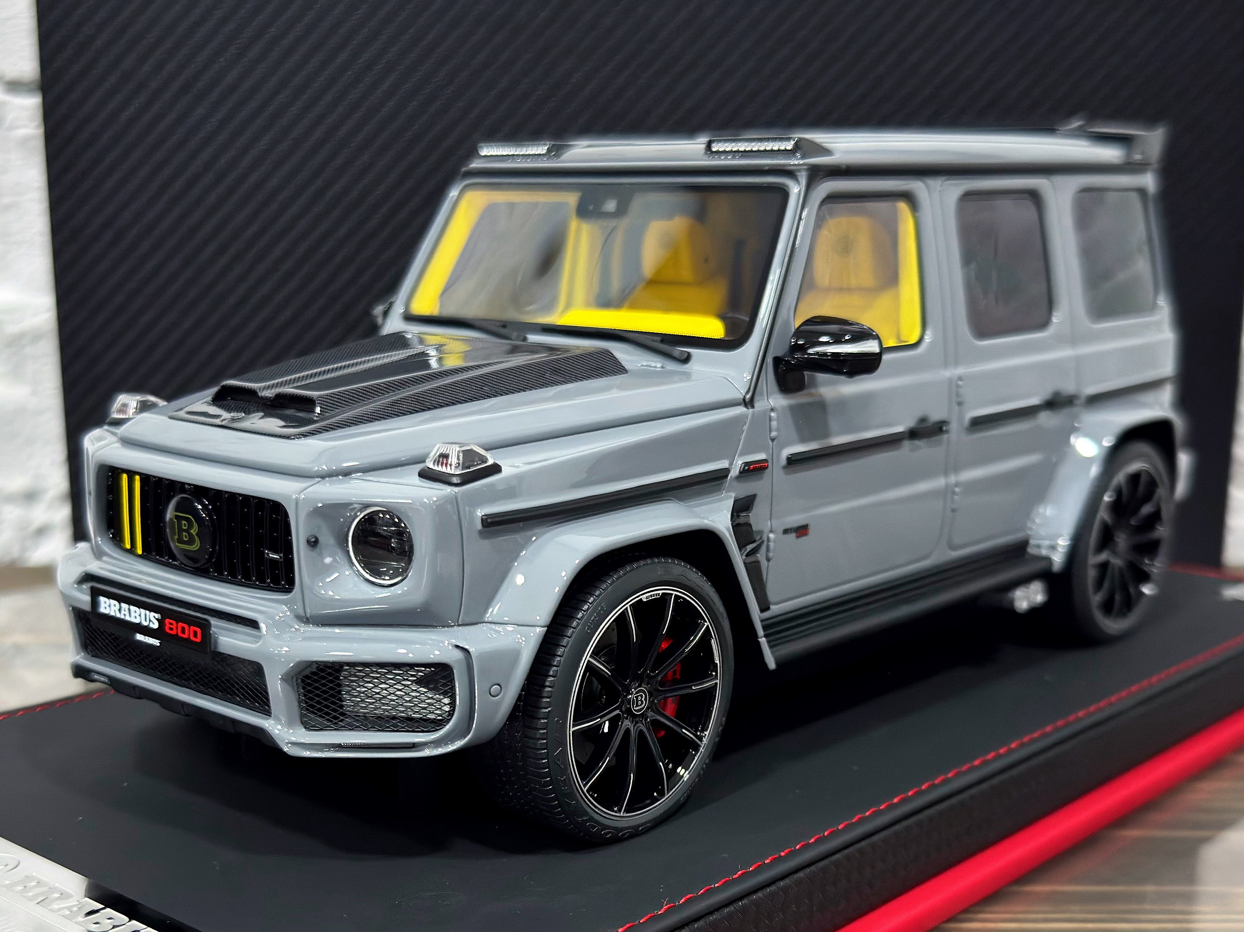 BBA Model Mercedes Benz BRABUS G800 Cement Grey 1:18