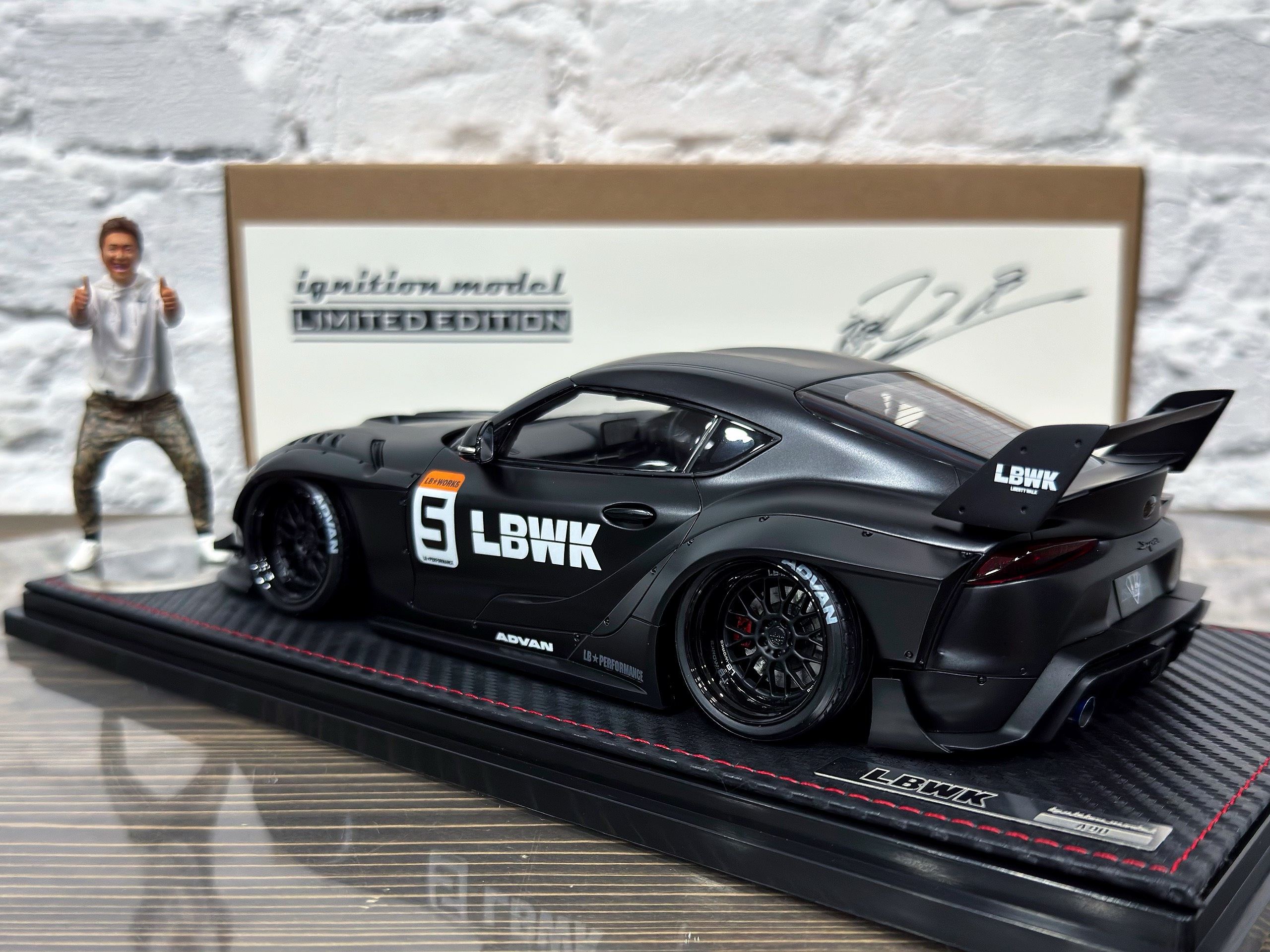IG2652 Ignition Model LB-WORKS Toyota Supra (A90) Matte Black With Mr. Kato 1:18 — изображение 7