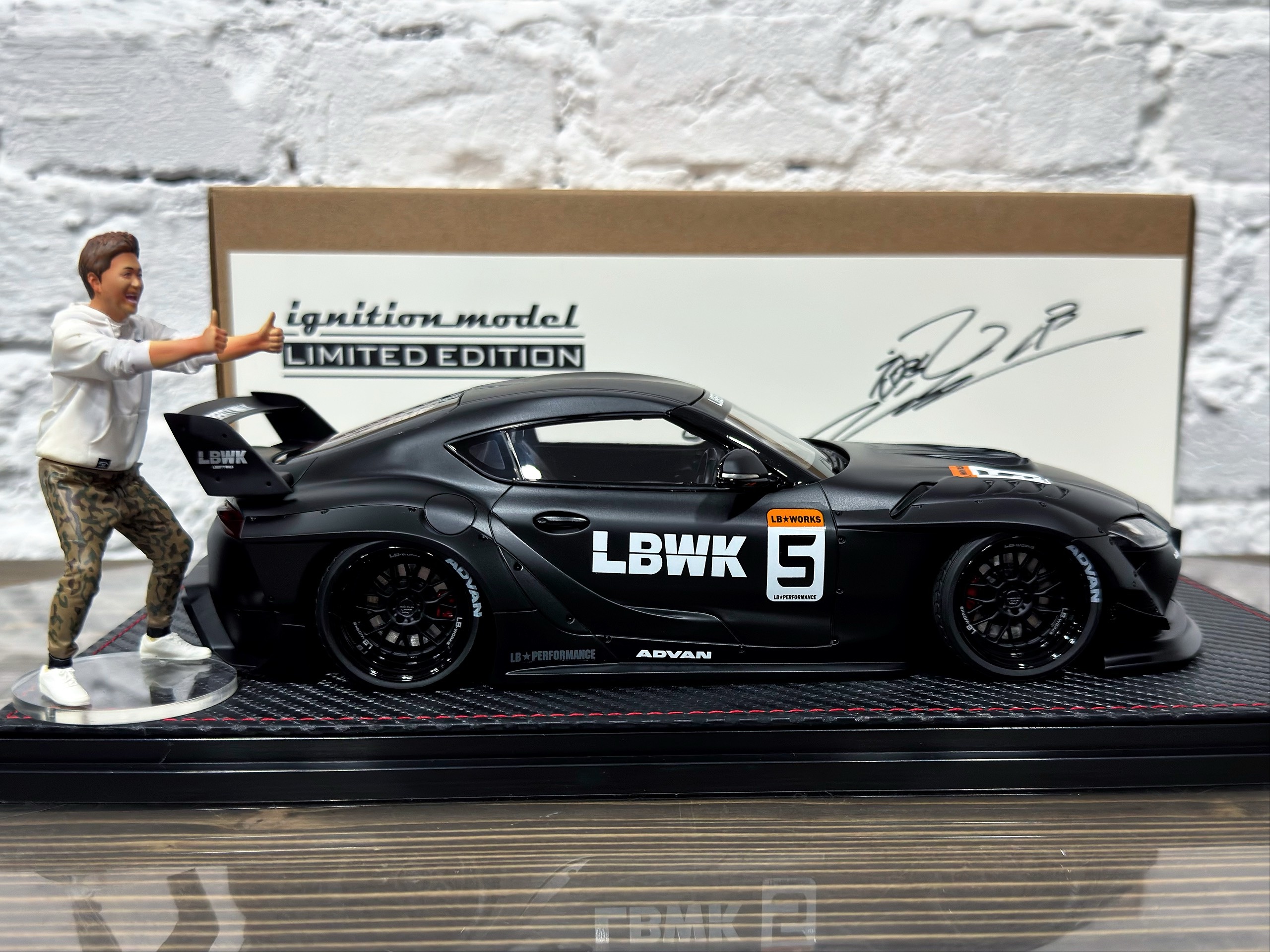 IG2652 Ignition Model LB-WORKS Toyota Supra (A90) Matte Black With Mr. Kato 1:18 — изображение 4