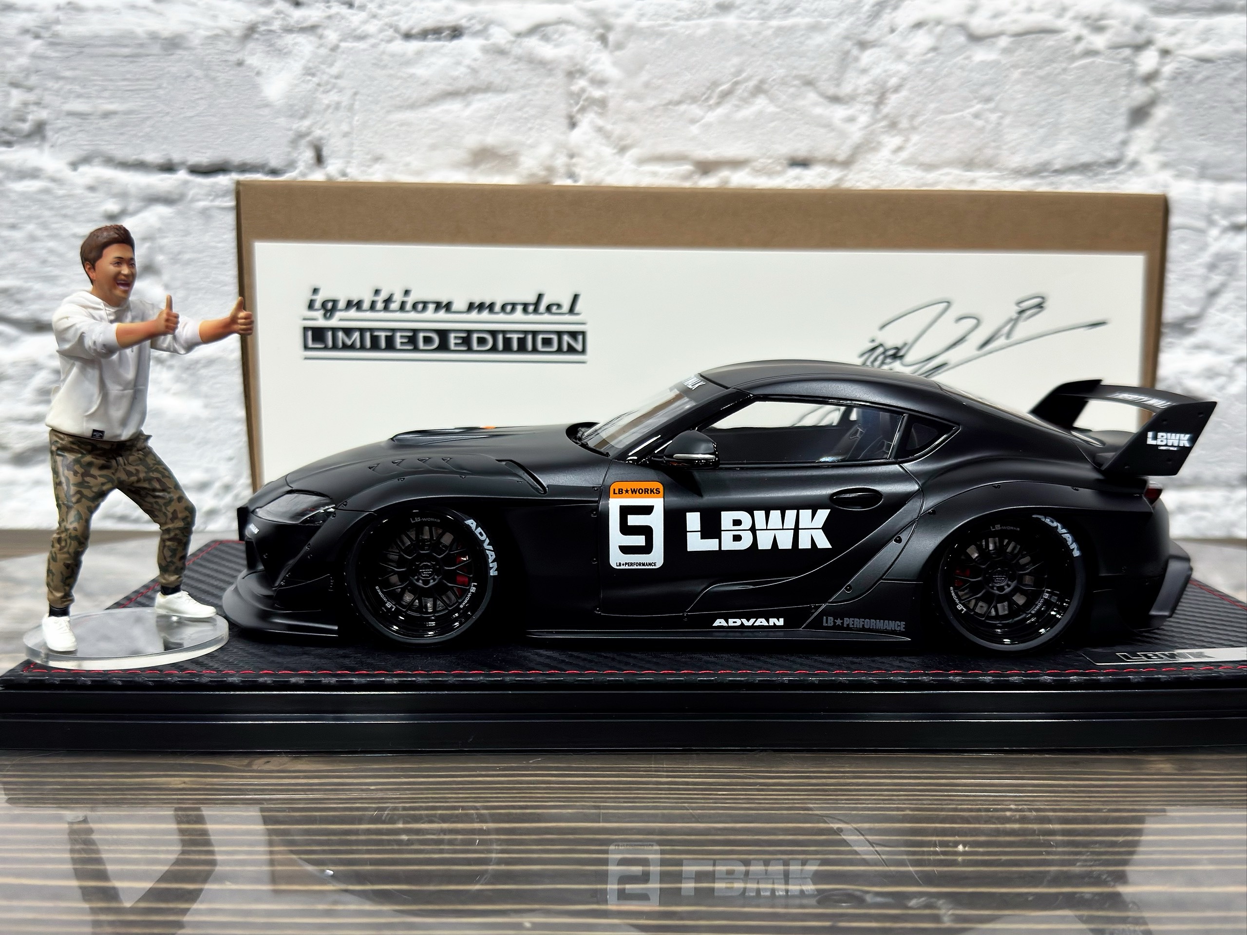 IG2652 Ignition Model LB-WORKS Toyota Supra (A90) Matte Black With Mr. Kato 1:18 — изображение 8