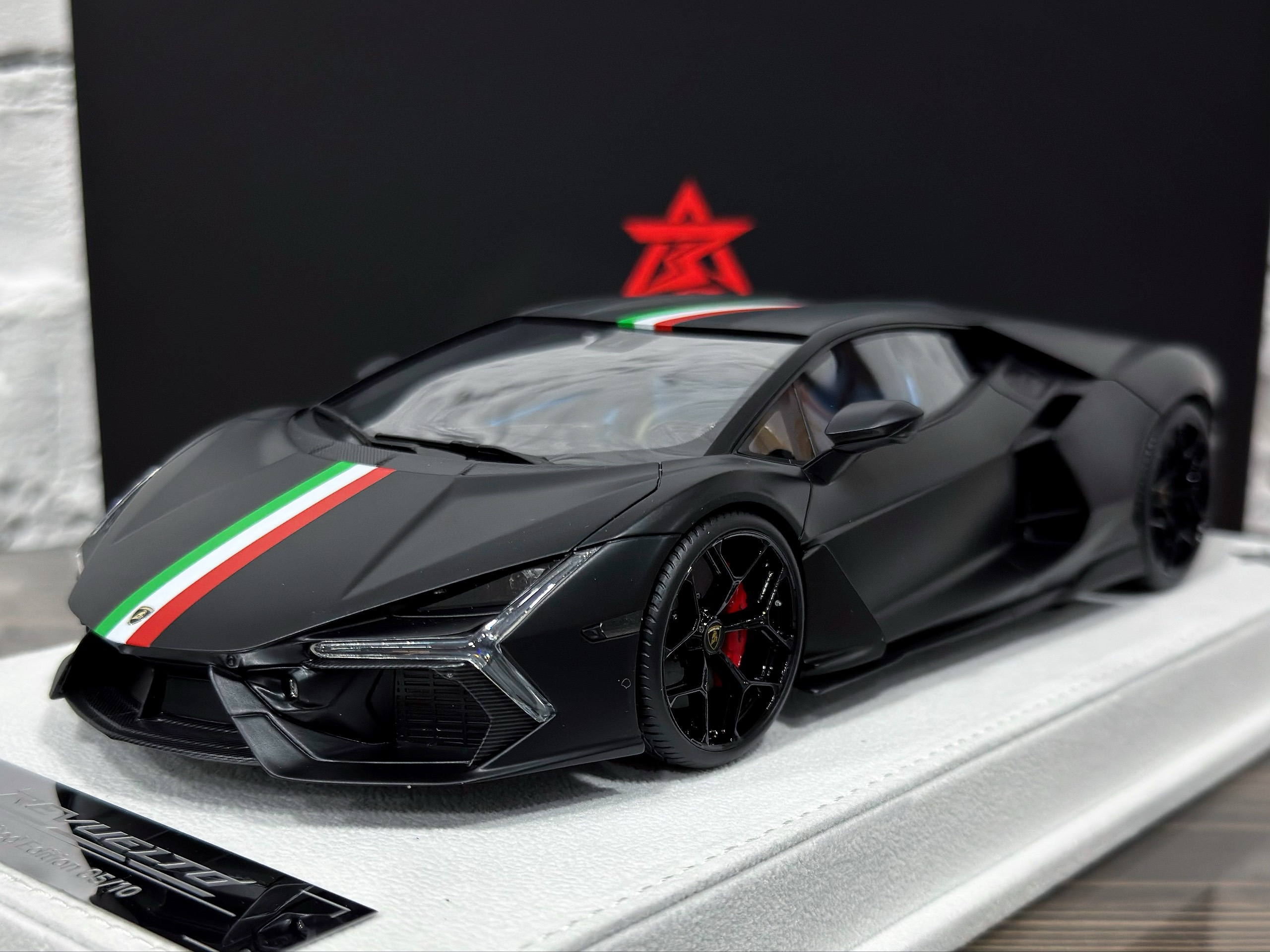 BBA Model Lamborghini Revuelto Matt Black/Italian Stripe 1:18