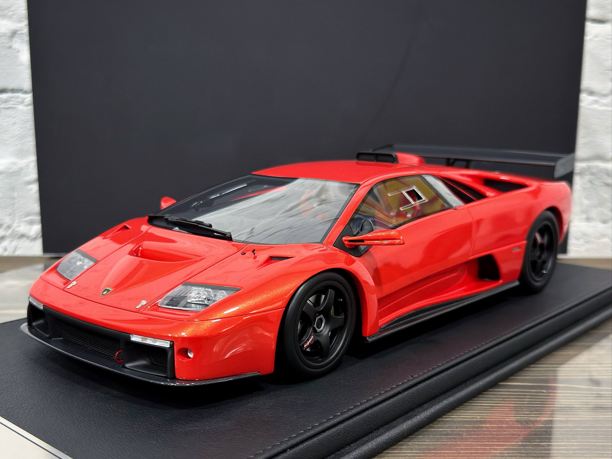 GL Model Lamborghini Diablo GTR Orange 1:12