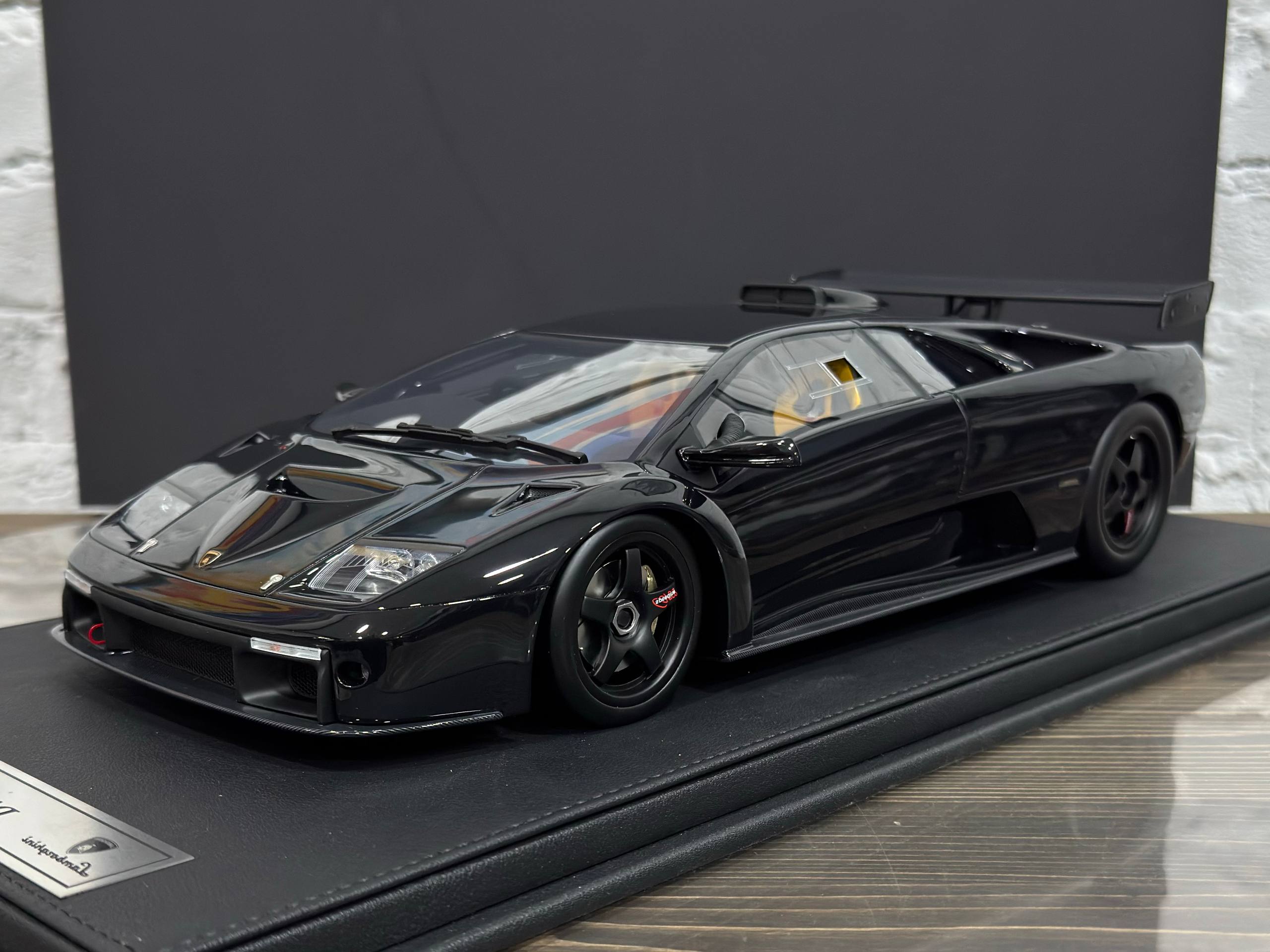 GL Model Lamborghini Diablo GTR Gloss Black 1:12
