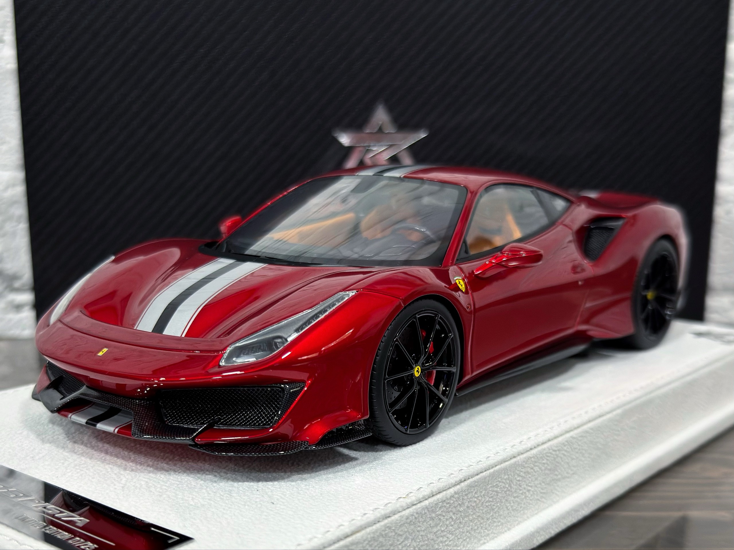 BBA Model Ferrari 488 Pista Rosso Magma/Silver Black Stripe 1:18