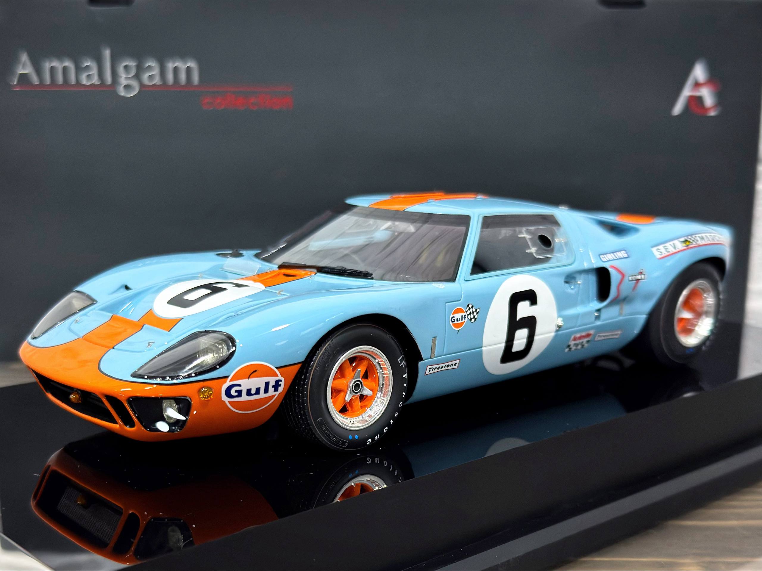 M6148-125 Amalgam Ford GT 40 Mk1 - Chassis #1075 Gulf Blue Livery 1:18