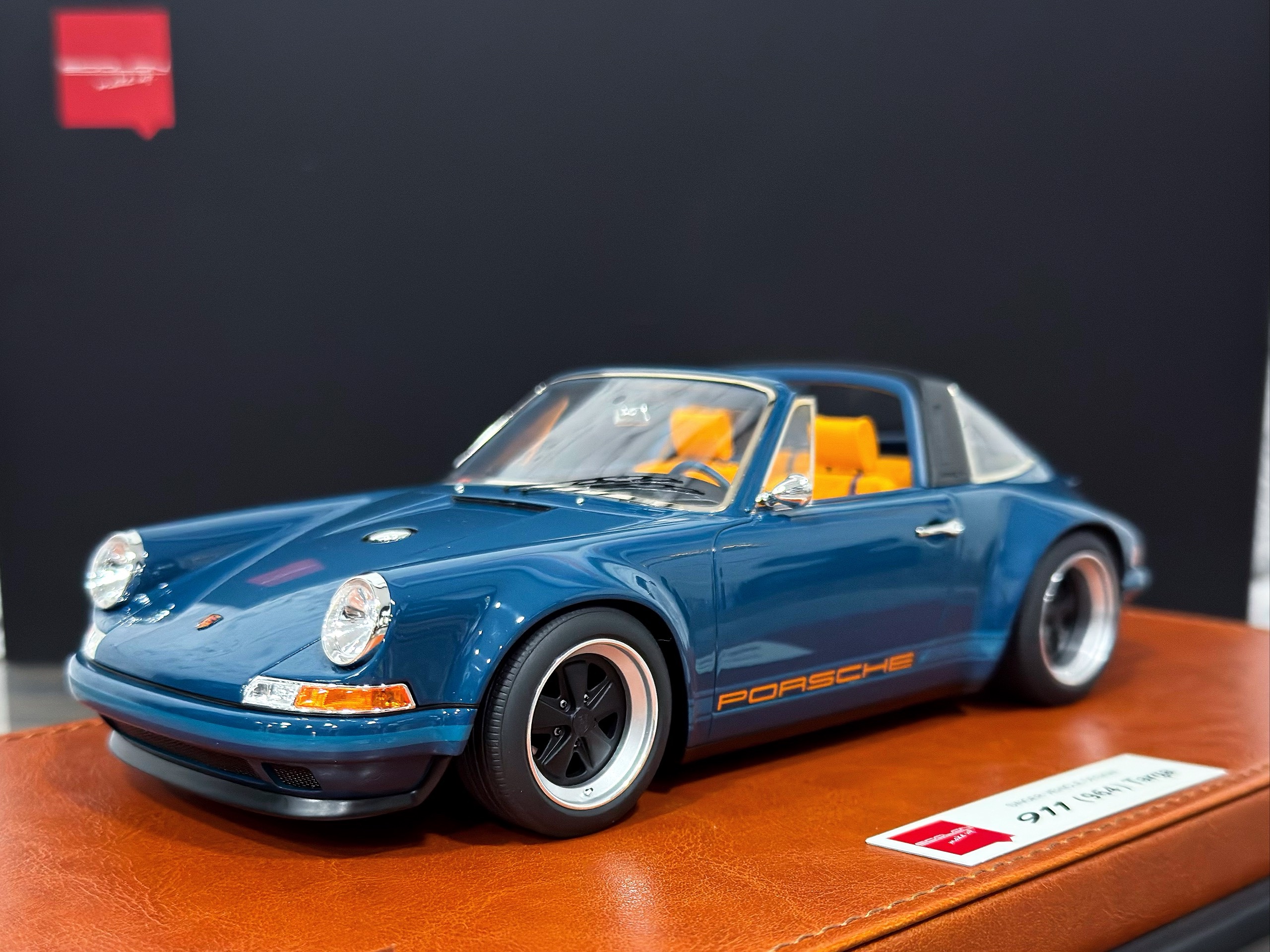 EML212E Make Up Porsche Singer 911 (964) Resistance Blue 1:18