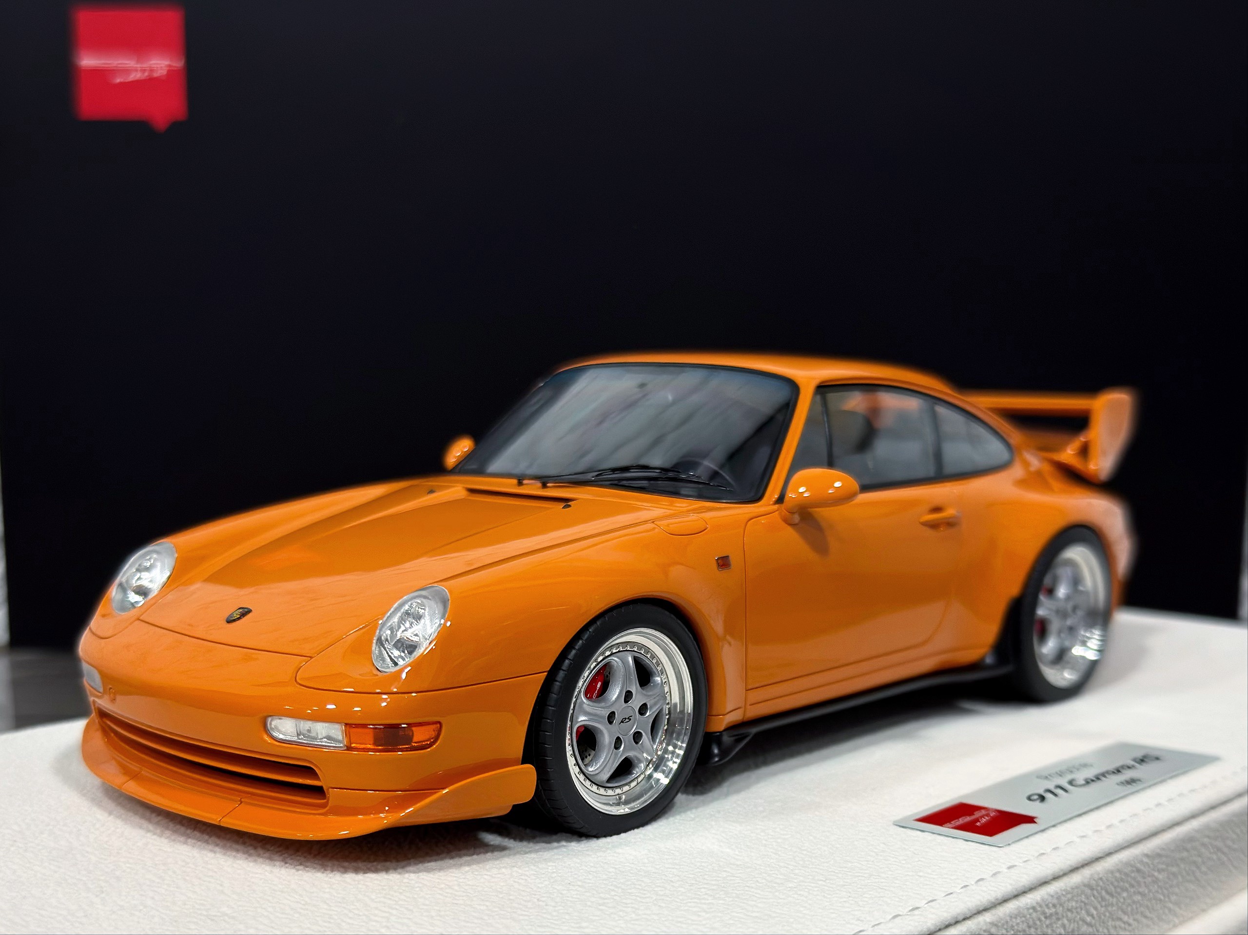 EML095H Make Up Porsche 911 (993) Carrera RS 1995 (Japan ver.) Orange 1:18