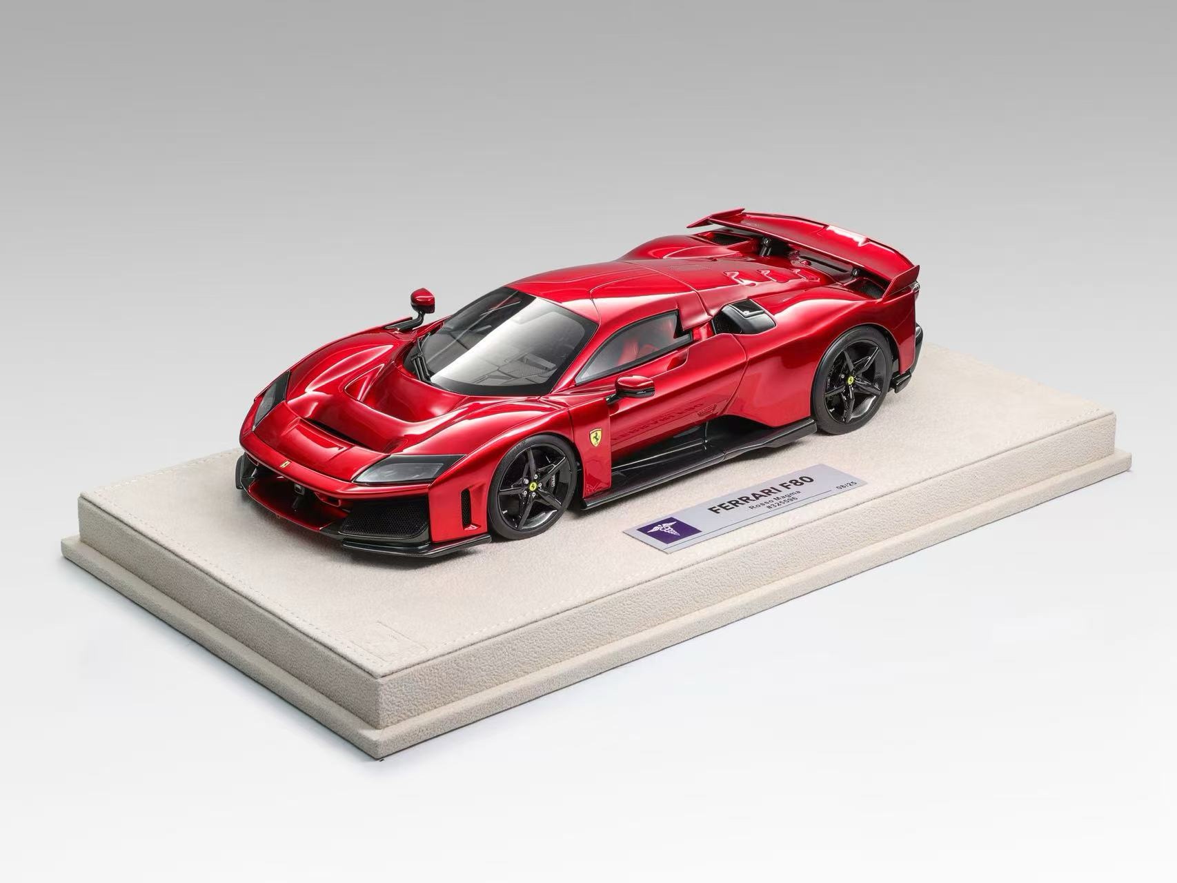 Hermes Collection Ferrari F80 Rosso Magma #325596 1:18