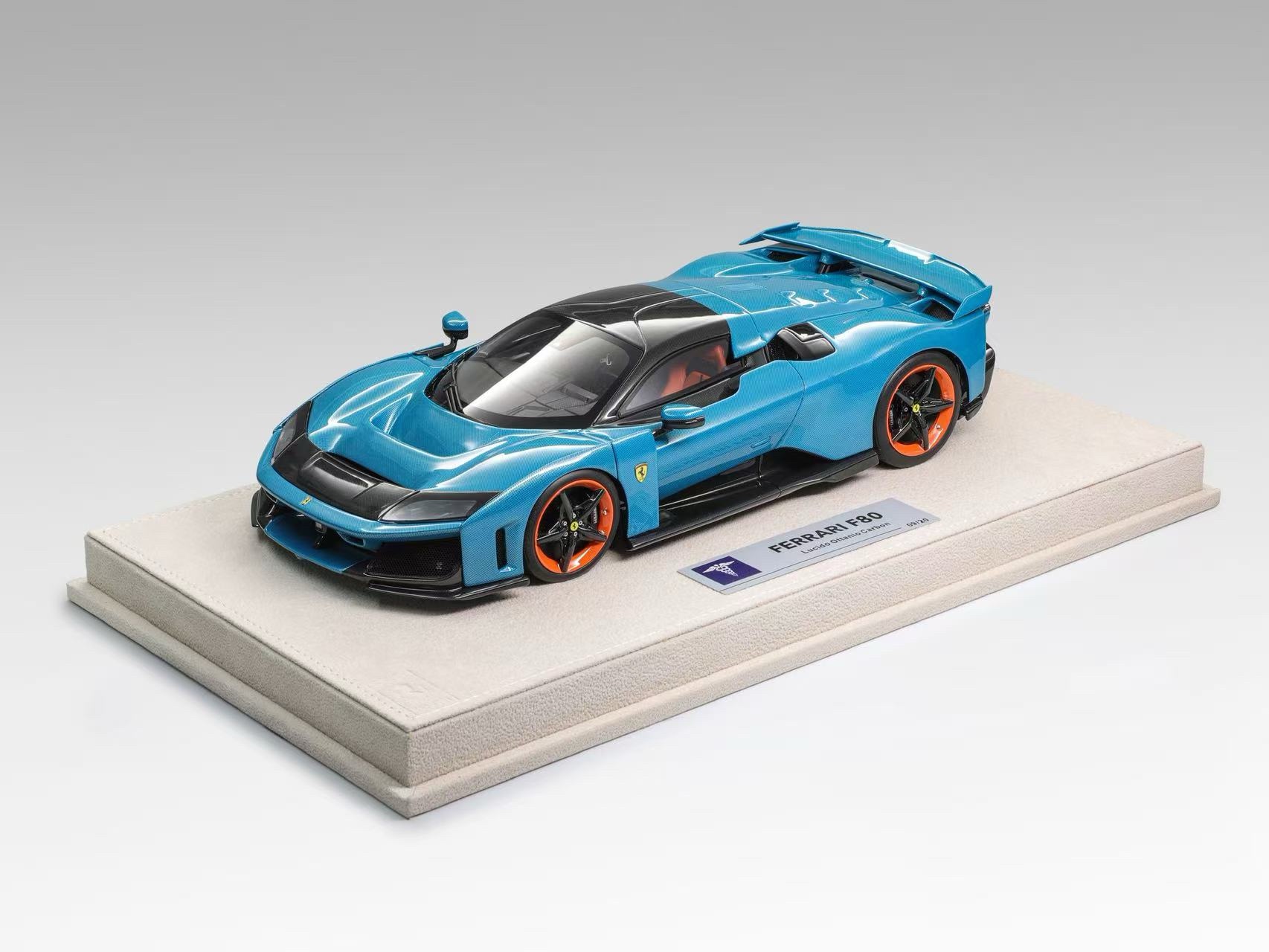 Hermes Collection Ferrari F80 Lucido Ottanio Carbon 1:18