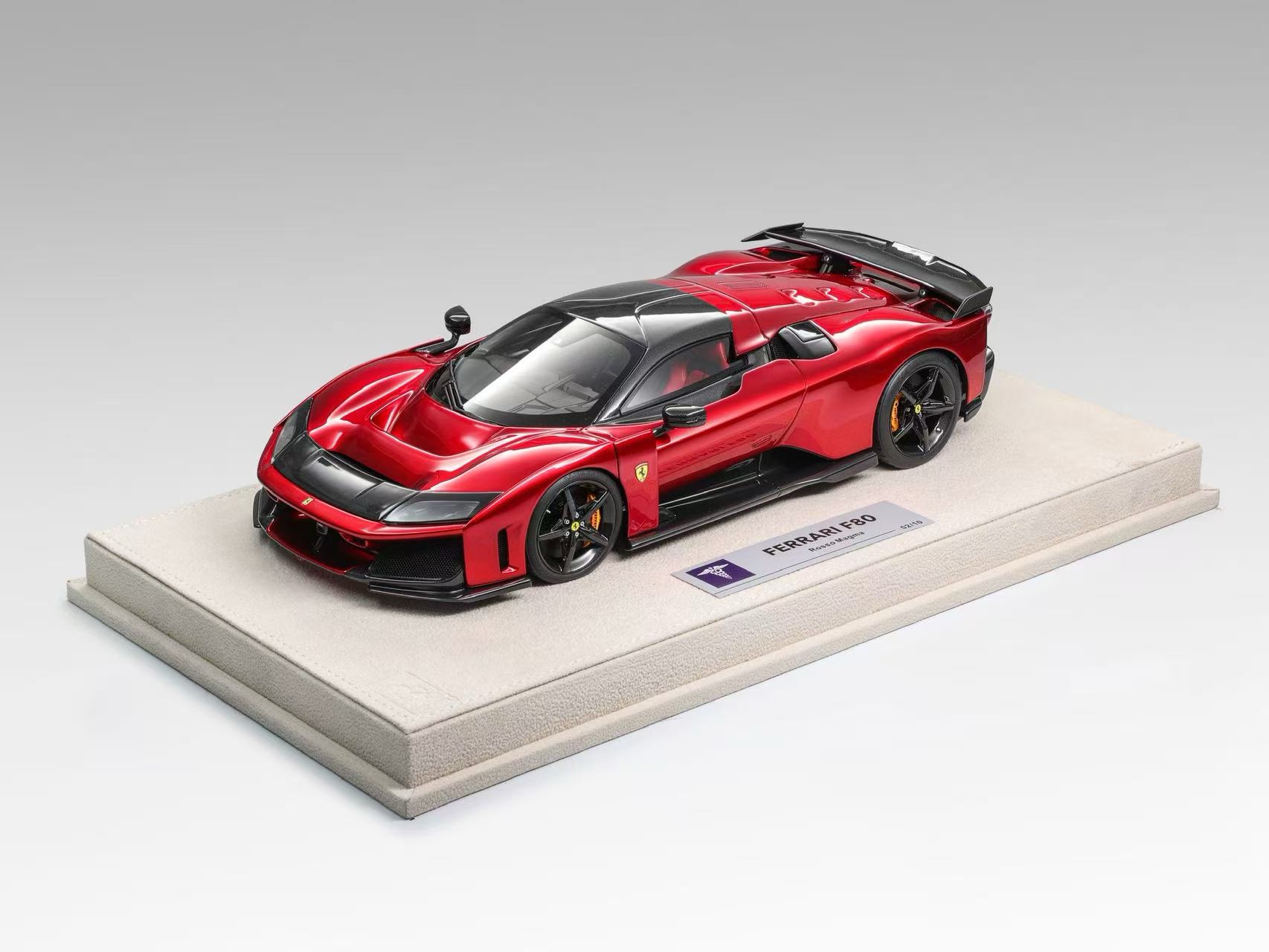 Hermes Collection Ferrari F80 Rosso Magma 1:18