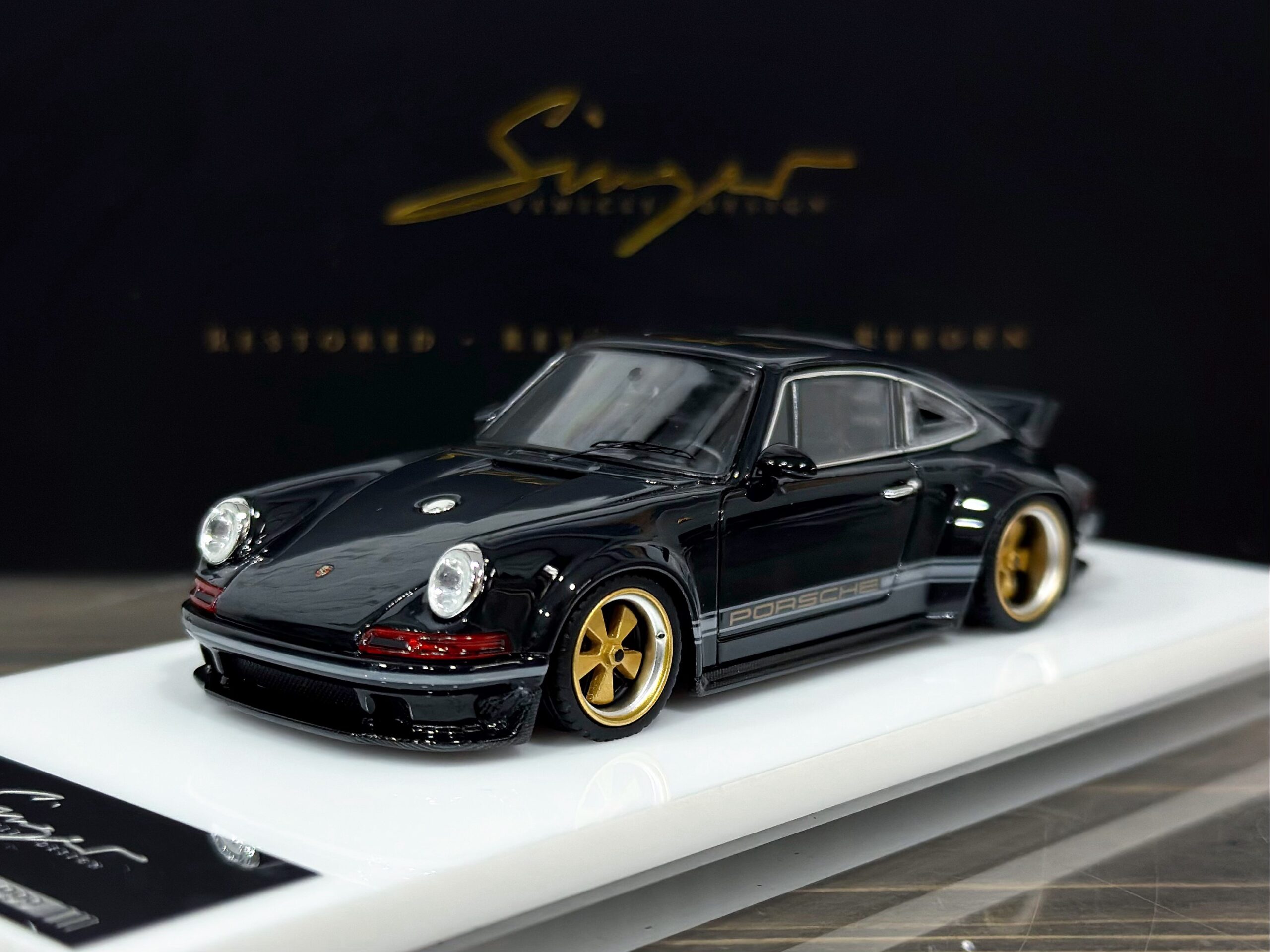 Zincit Model Porsche Singer Coupe Light Black 1:43