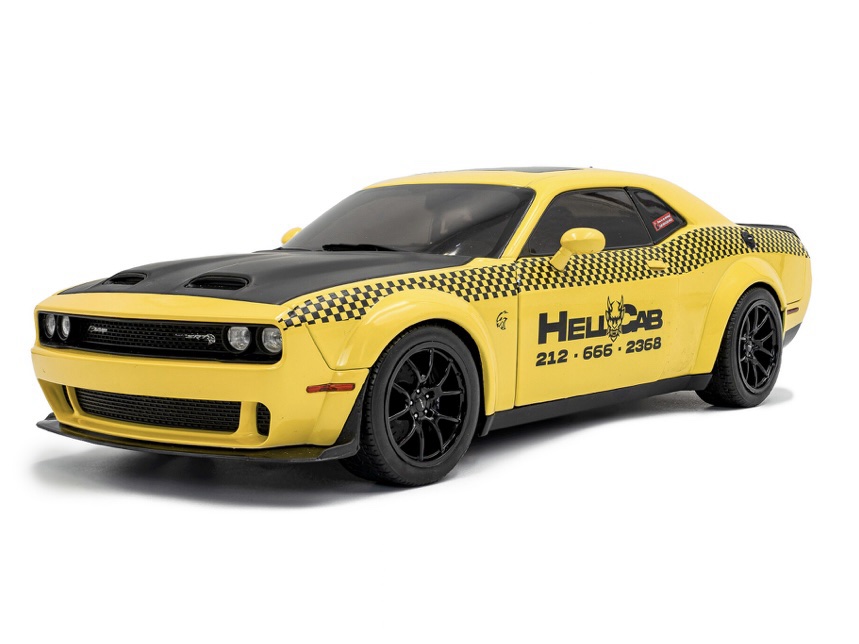 S1805716 Solido Dodge Challenger SRT Hellcat Redeye Widebody NYC Hellcab 2023 1:18